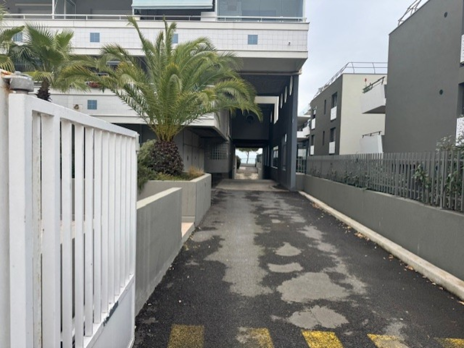 Image_2, Garage, Villeneuve-Loubet, ref :1018