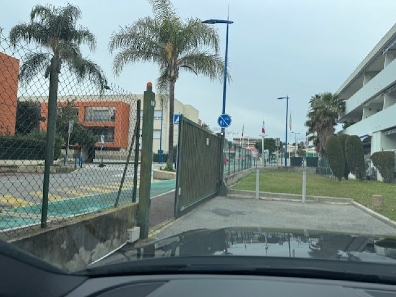 Image_4, Garage, Villeneuve-Loubet, ref :1018