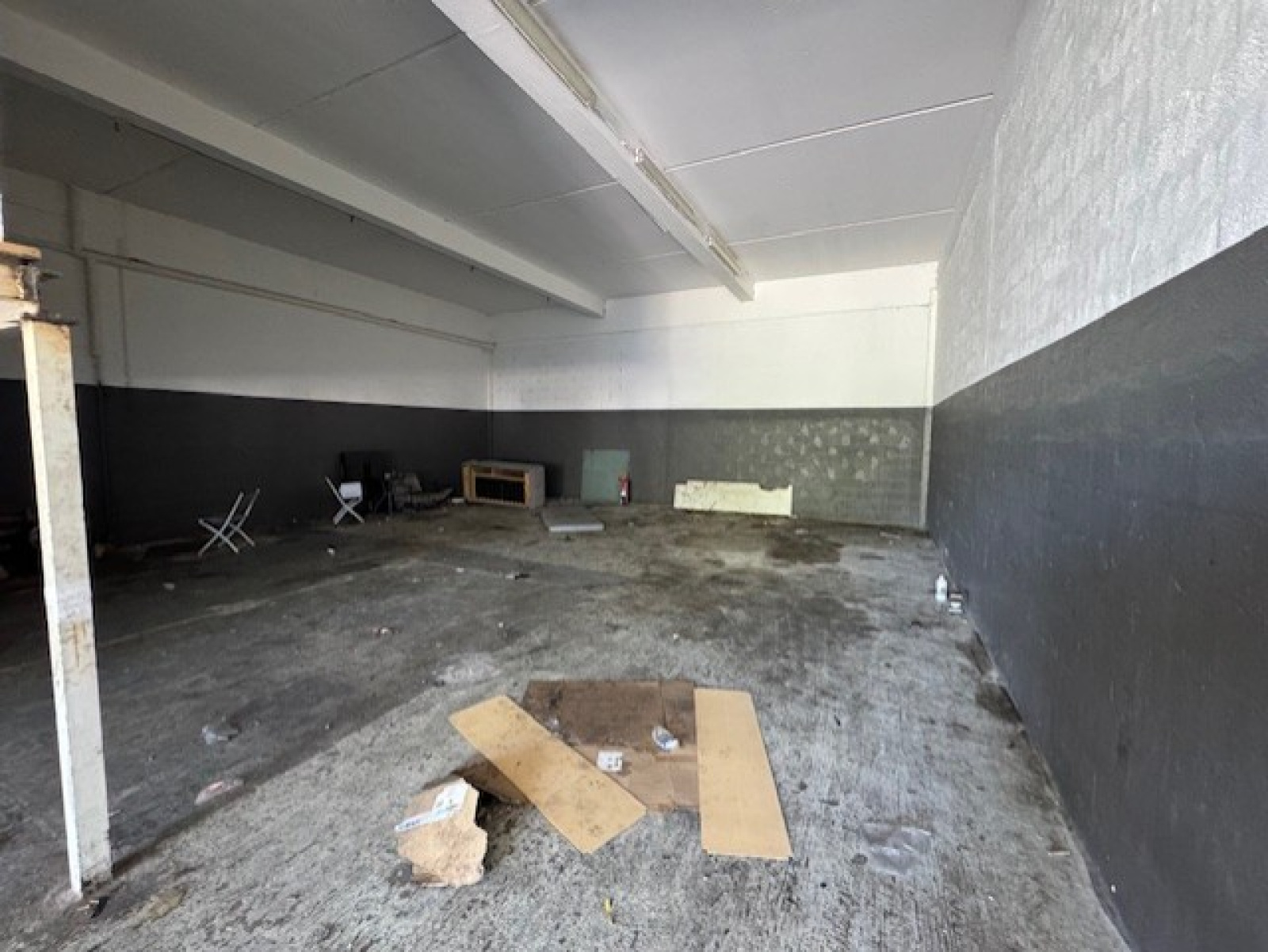 Image_3, Entrepot, Villeneuve-Loubet, ref :1059