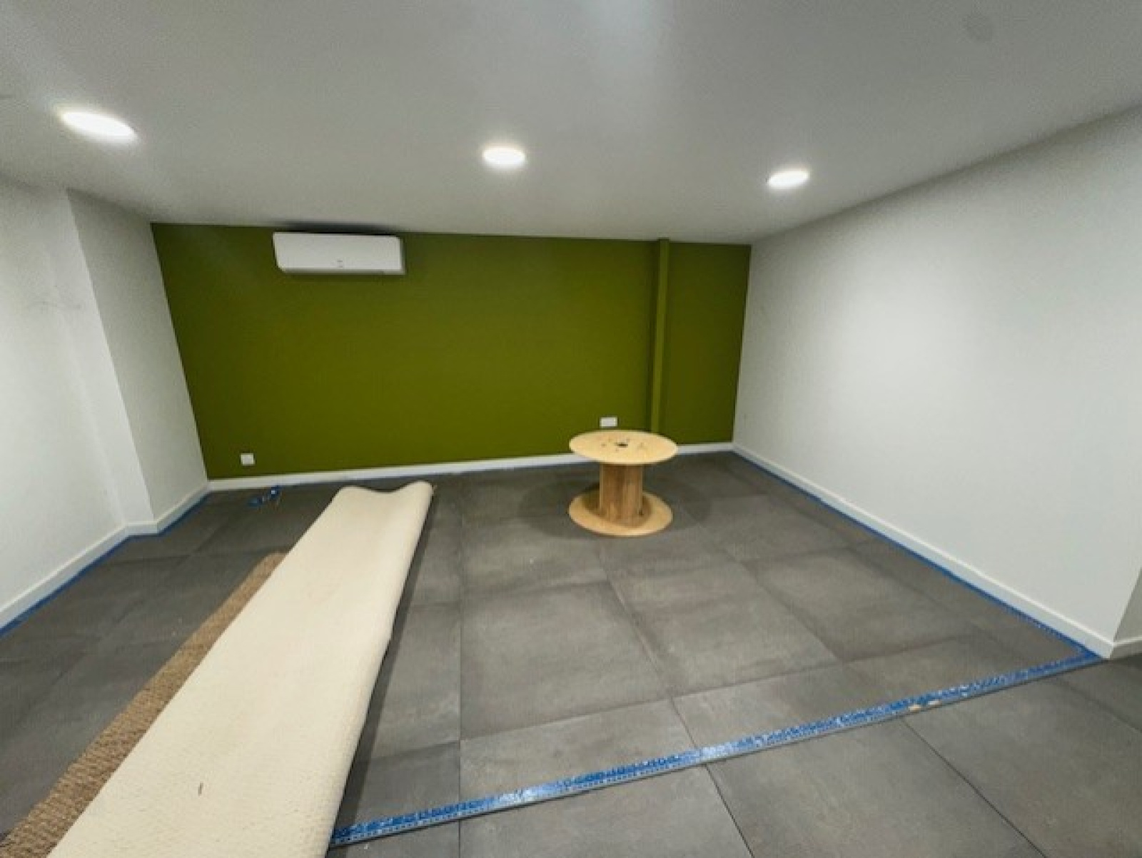 Image_5, Entrepot, Le Muy, ref :1057