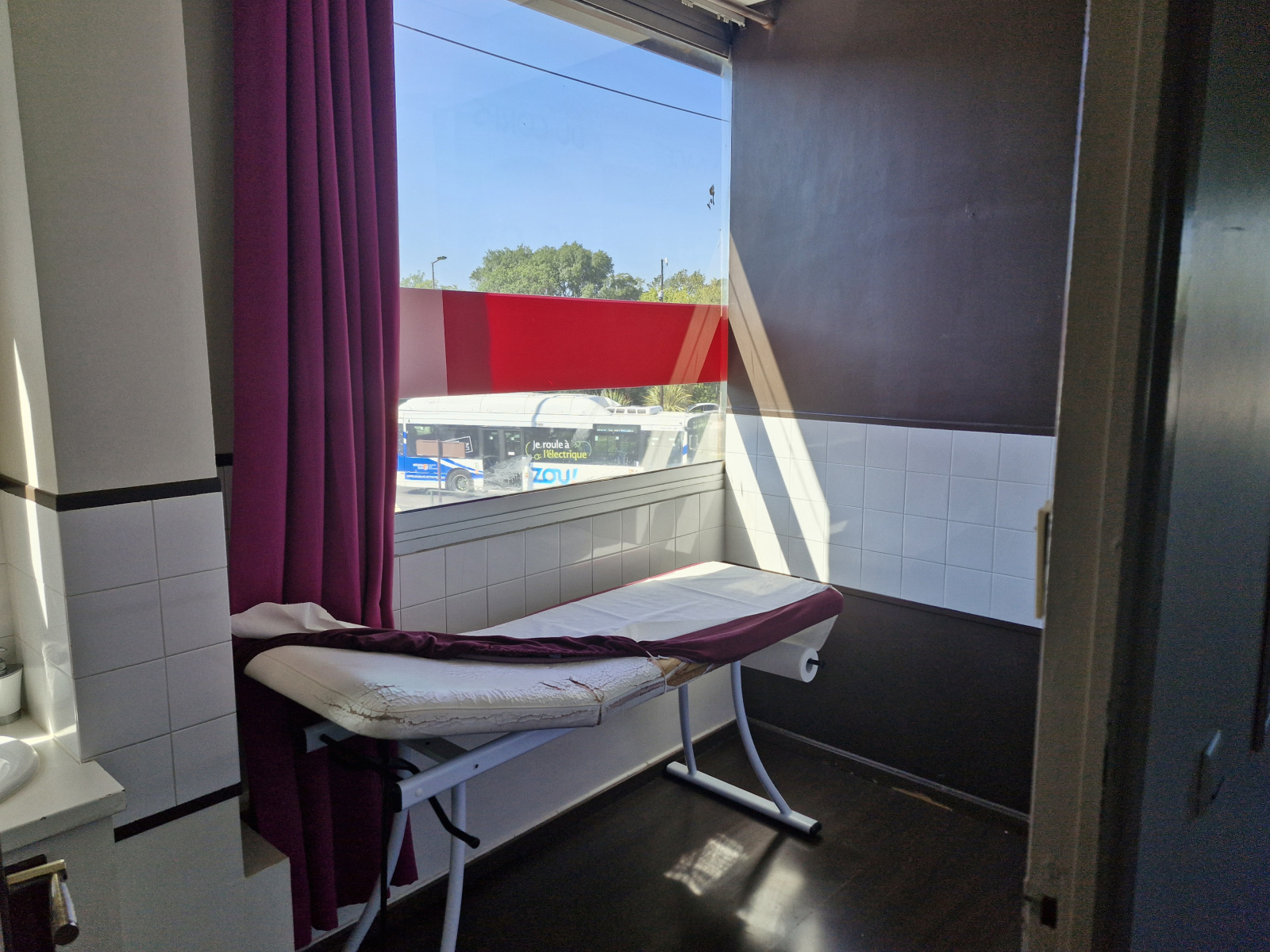 Image_5, Local professionnel, Le plan de grasse, ref :935