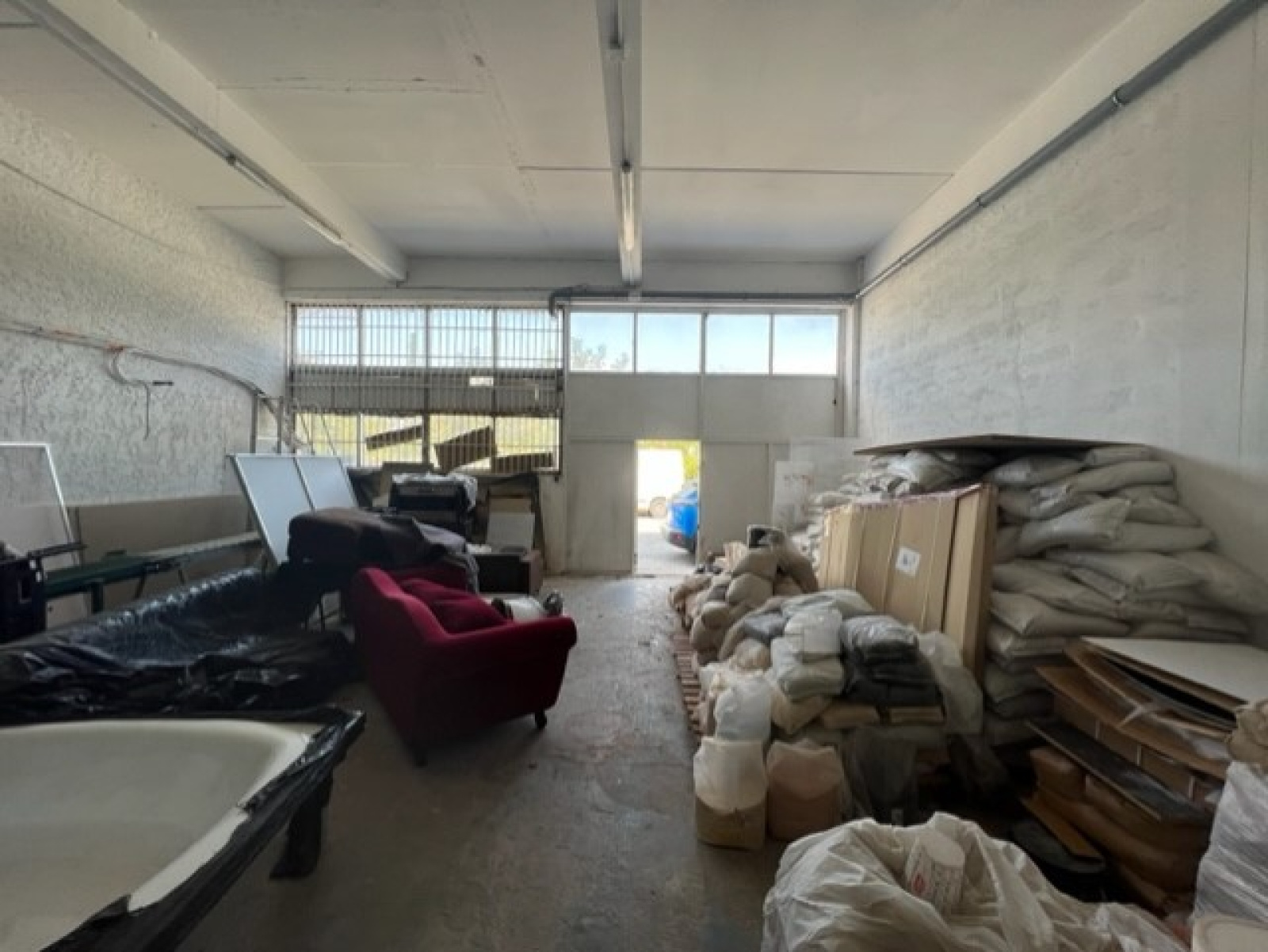 Image_3, Entrepot, Villeneuve-Loubet, ref :649