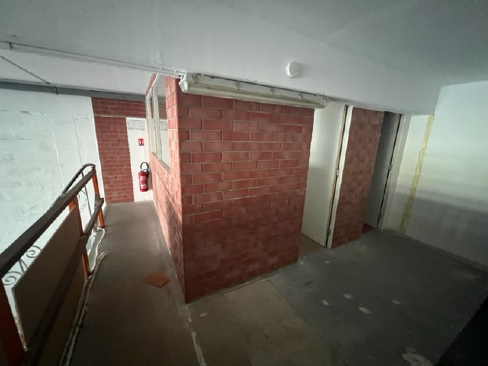 Image_5, Entrepot, Villeneuve-Loubet, ref :649