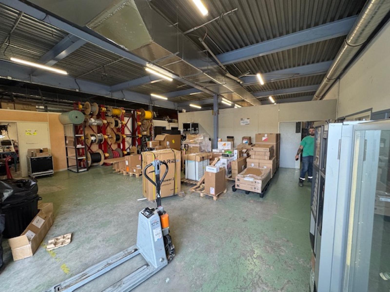 Image_9, Entrepot, Saint-Jeannet, ref :960