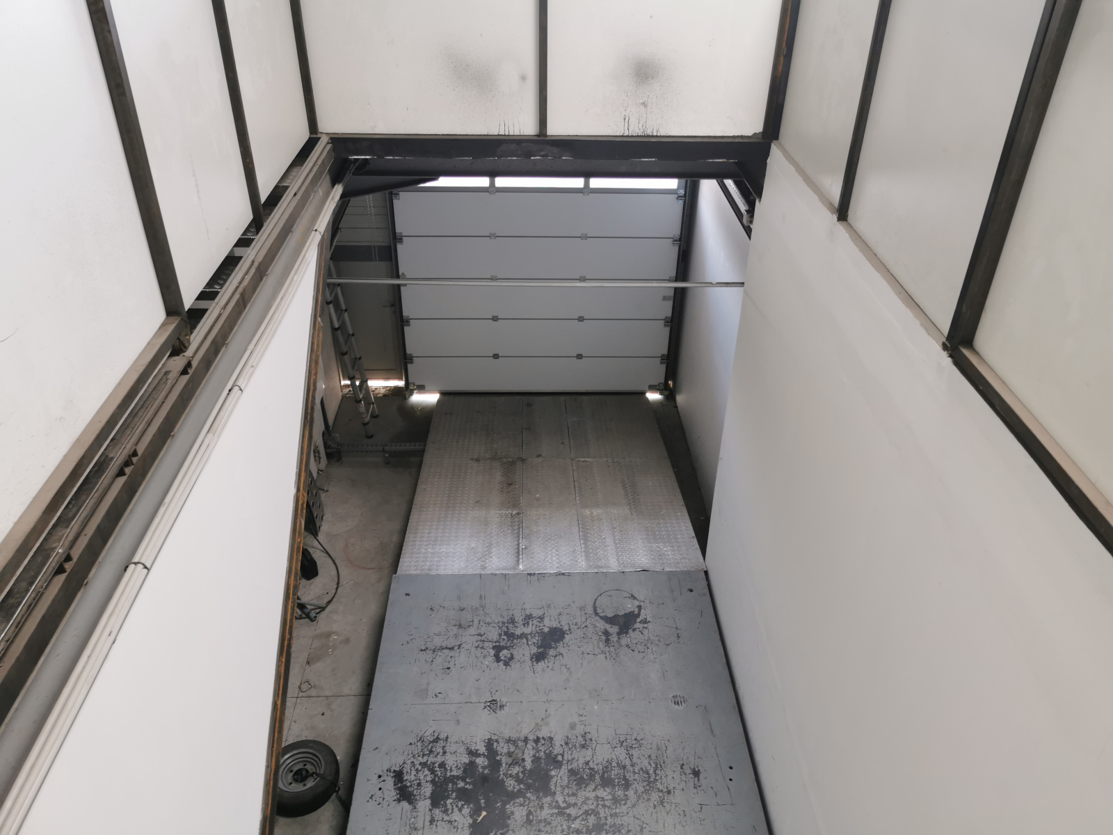 Image_5, Local d'activite, Fréjus, ref :621