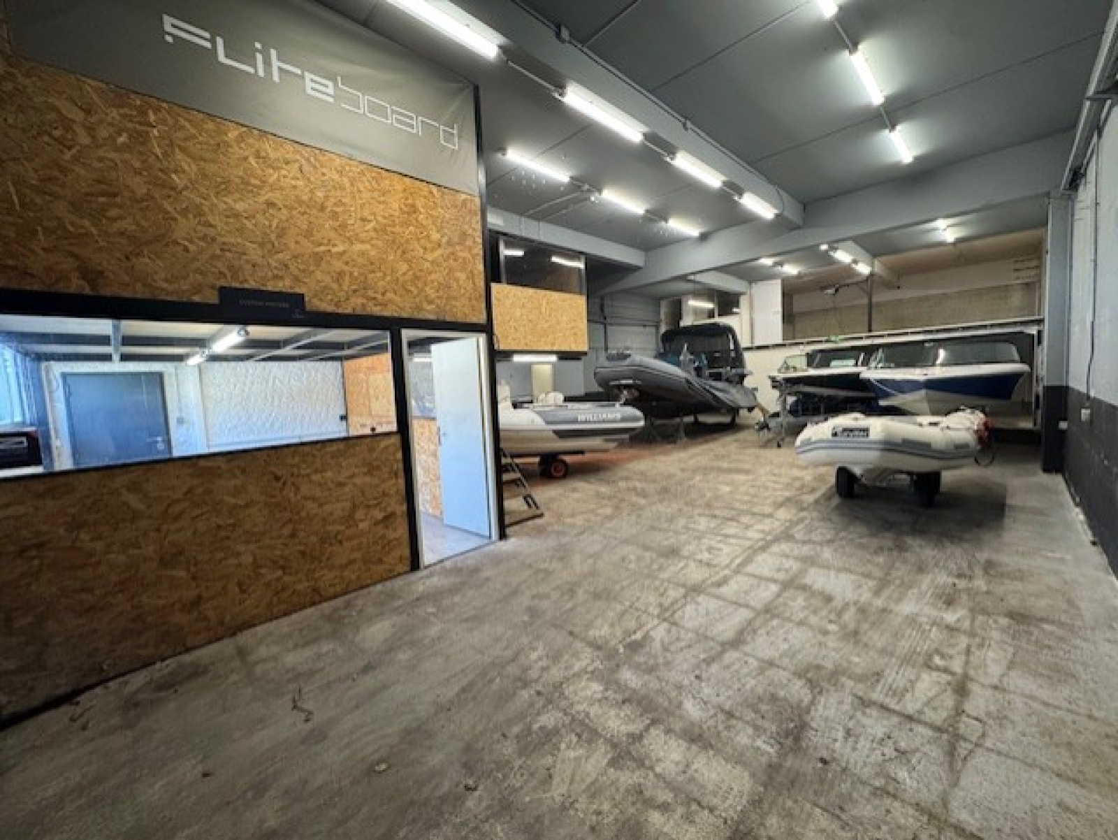 Image_3, Entrepot, Villeneuve-Loubet, ref :1042