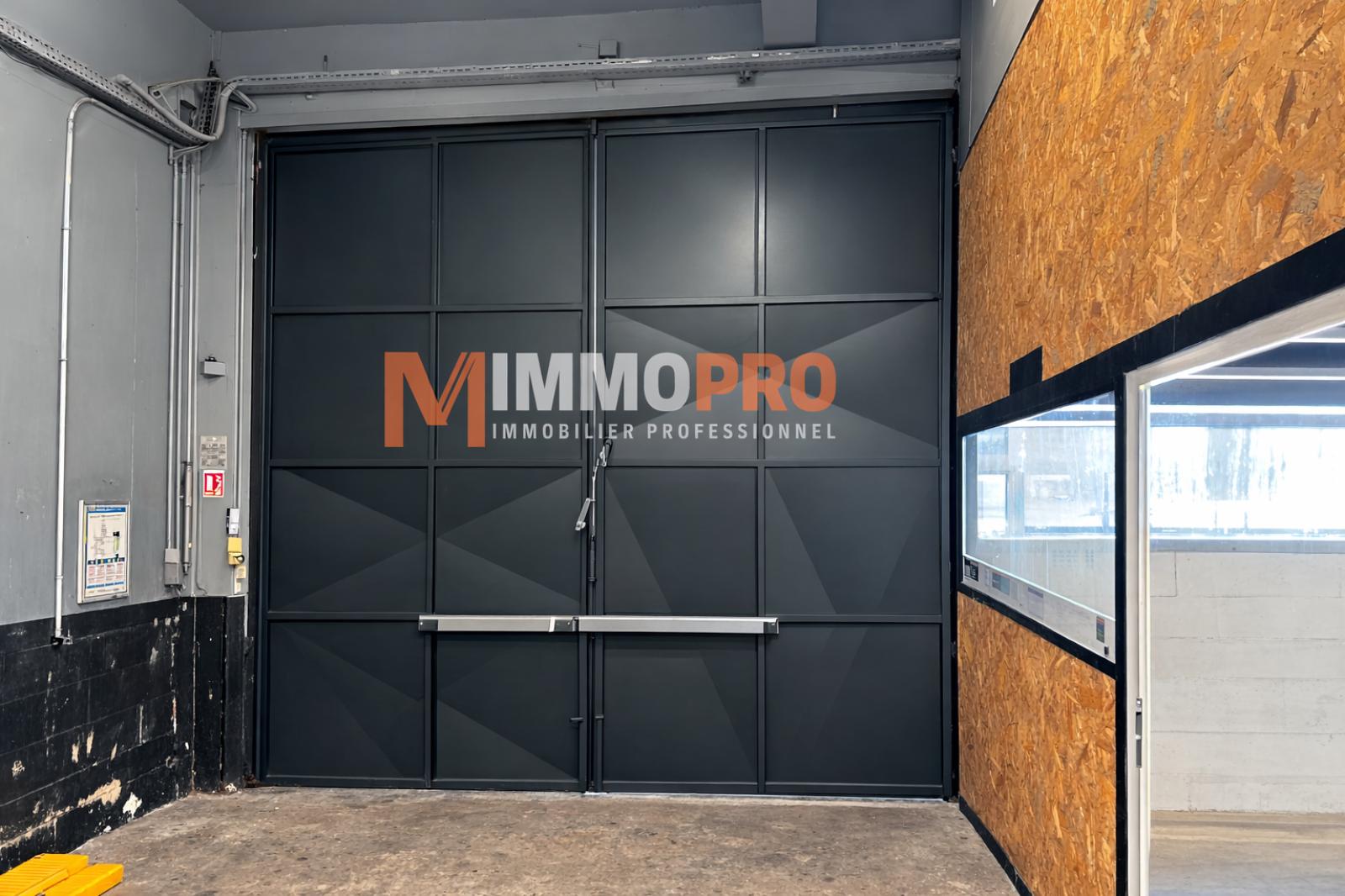 Image_1, Entrepot, Villeneuve-Loubet, ref :1042