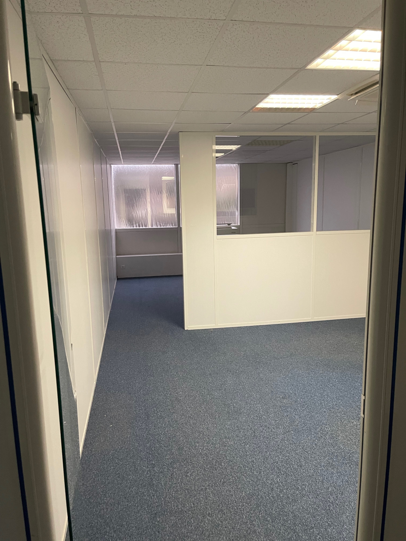 Image_5, Bureaux, Carros, ref :709