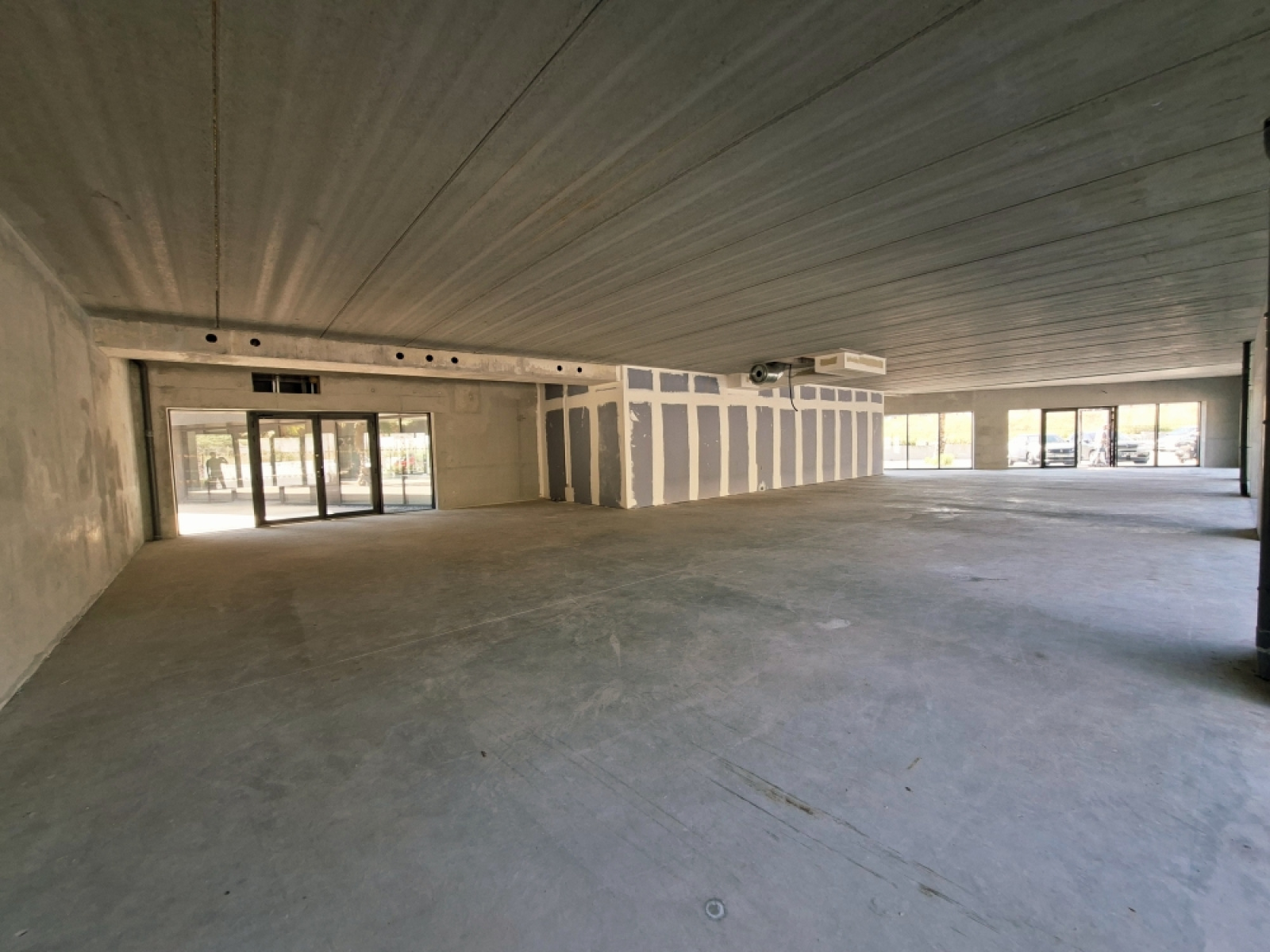 Image_3, Local commercial, Puget-sur-Argens, ref :1062