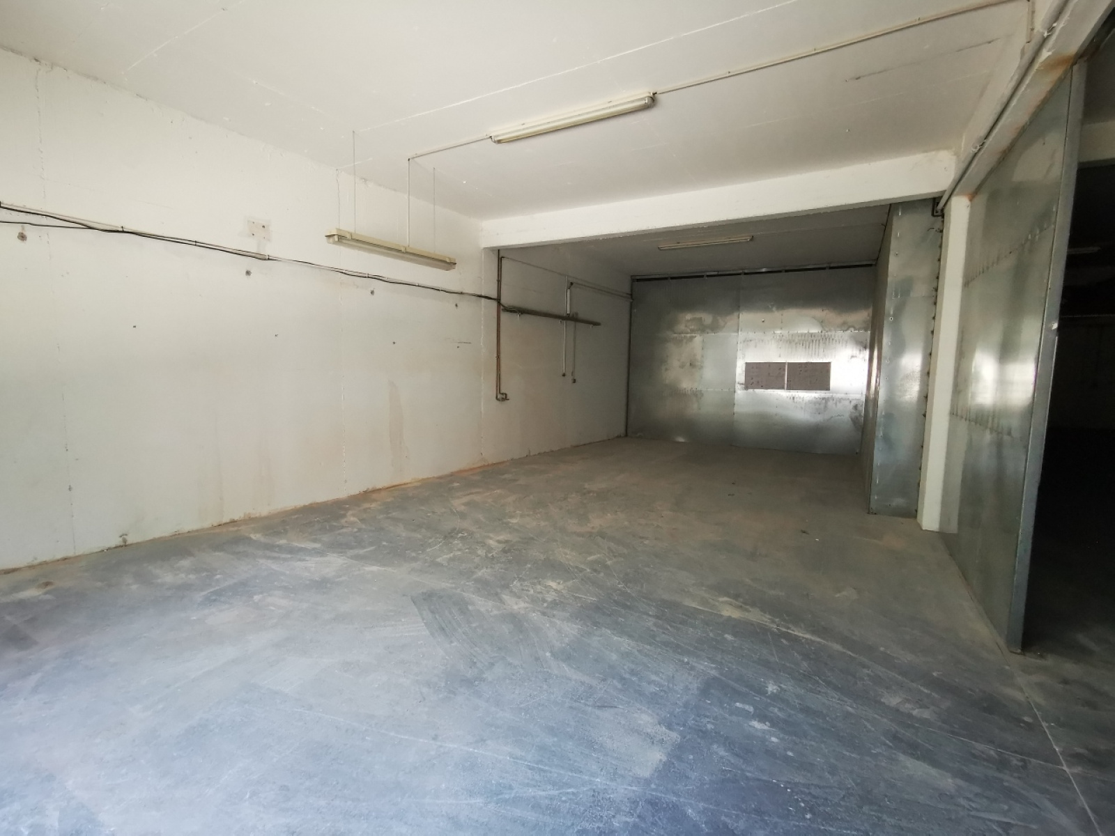 Image_12, Entrepot, Saint-Laurent-du-Var, ref :213