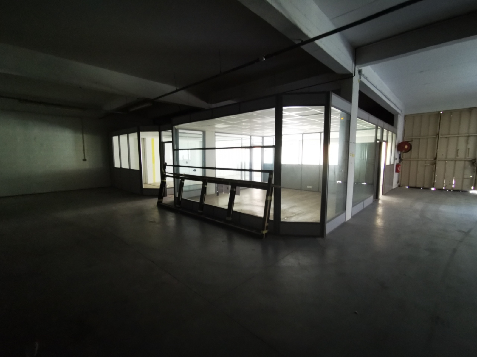 Image_4, Entrepot, Saint-Laurent-du-Var, ref :213