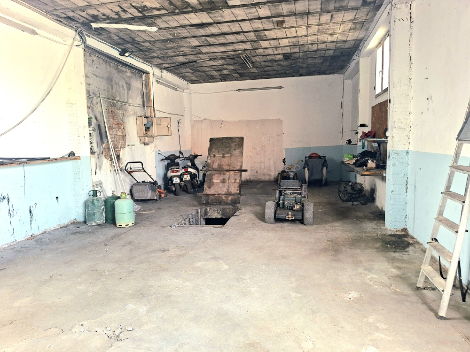 Image_2, Local commercial, Le Muy, ref :1079