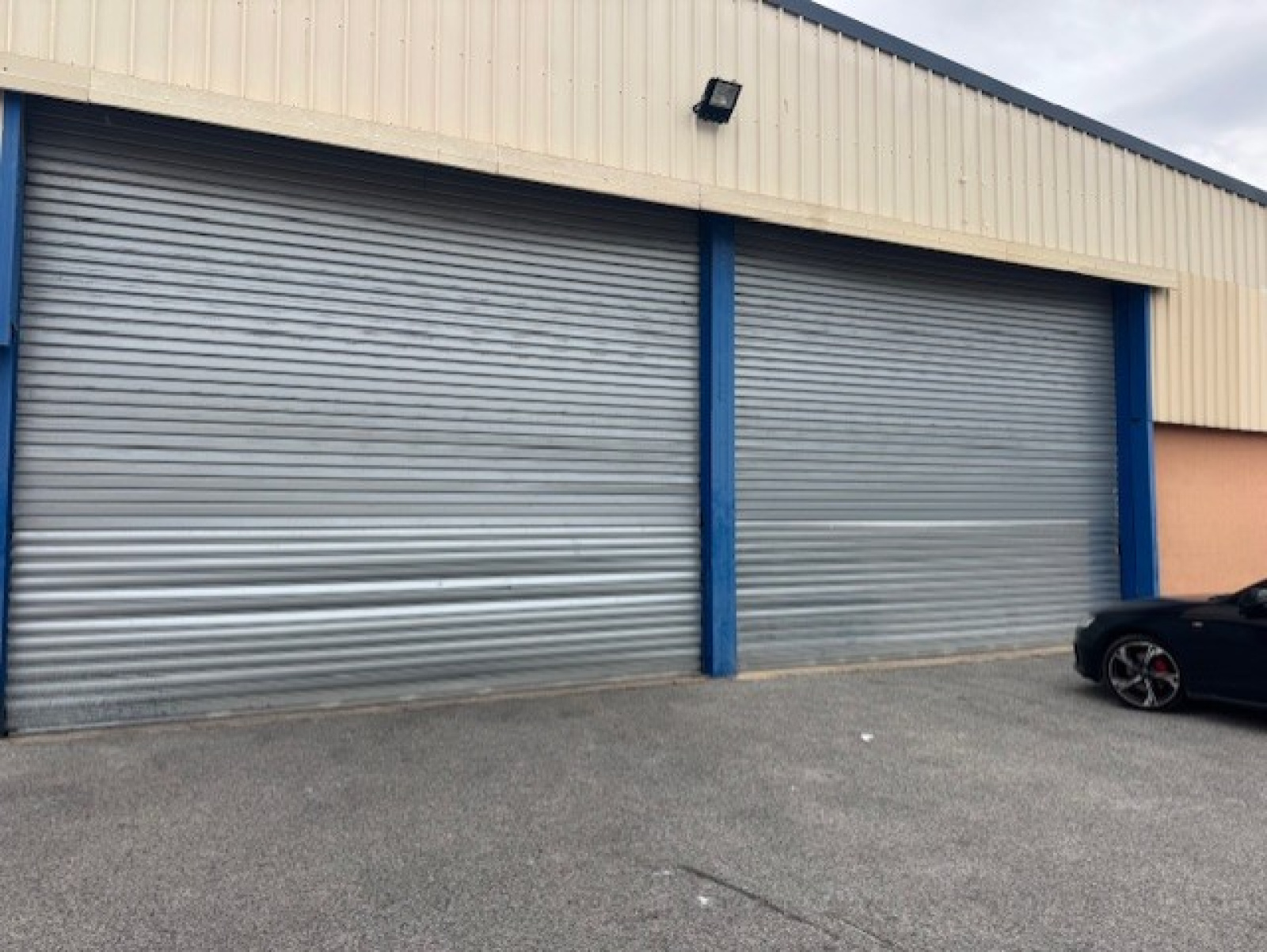 Image_4, Entrepot, Le Muy, ref :1009