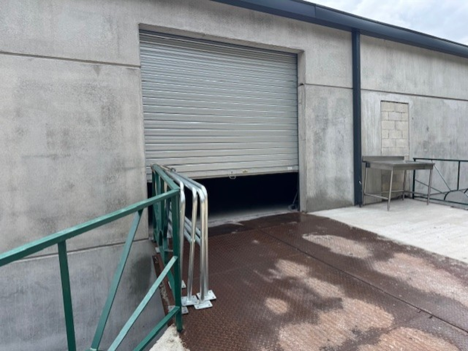 Image_3, Entrepot, Contes, ref :1043