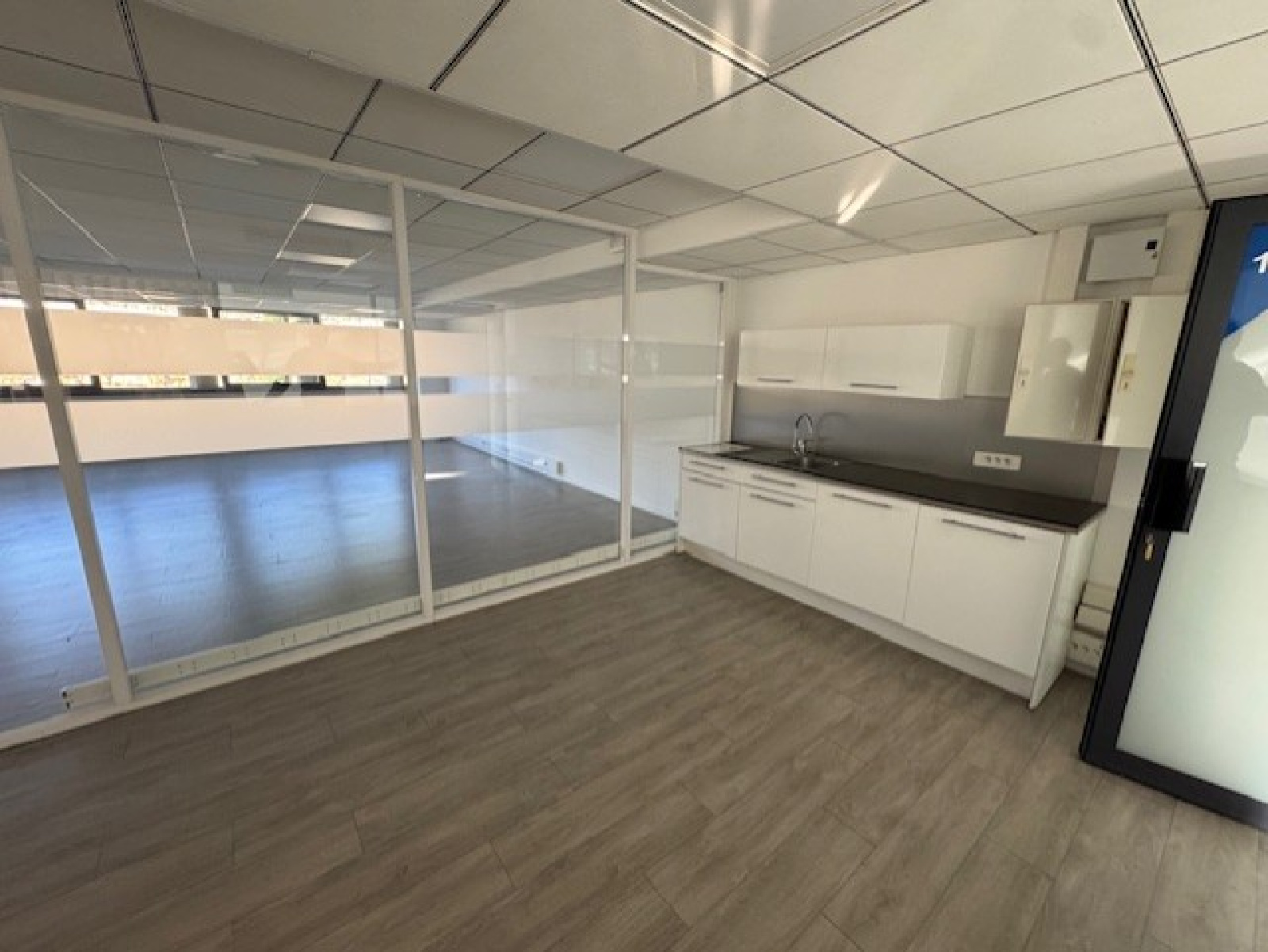 Image_2, Bureaux, Valbonne, ref :1033