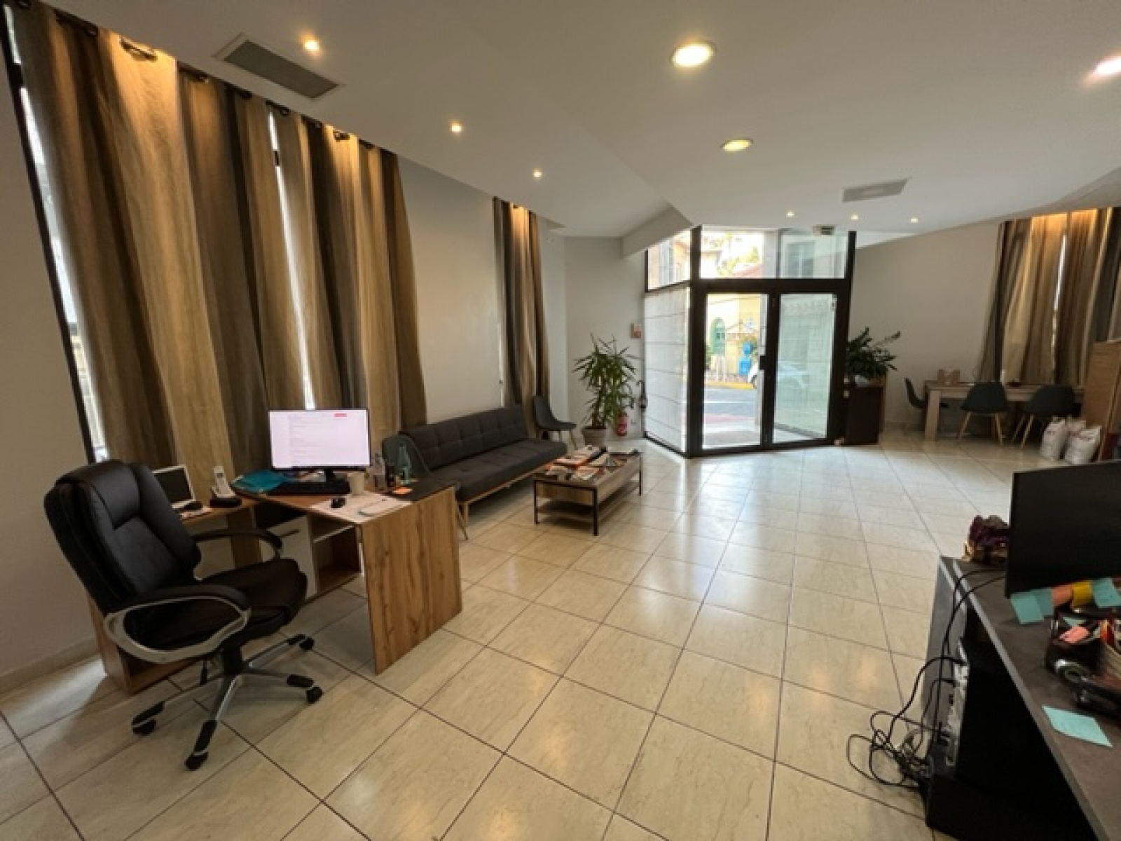 Image_3, Murs commerciaux, Cannes, ref :537