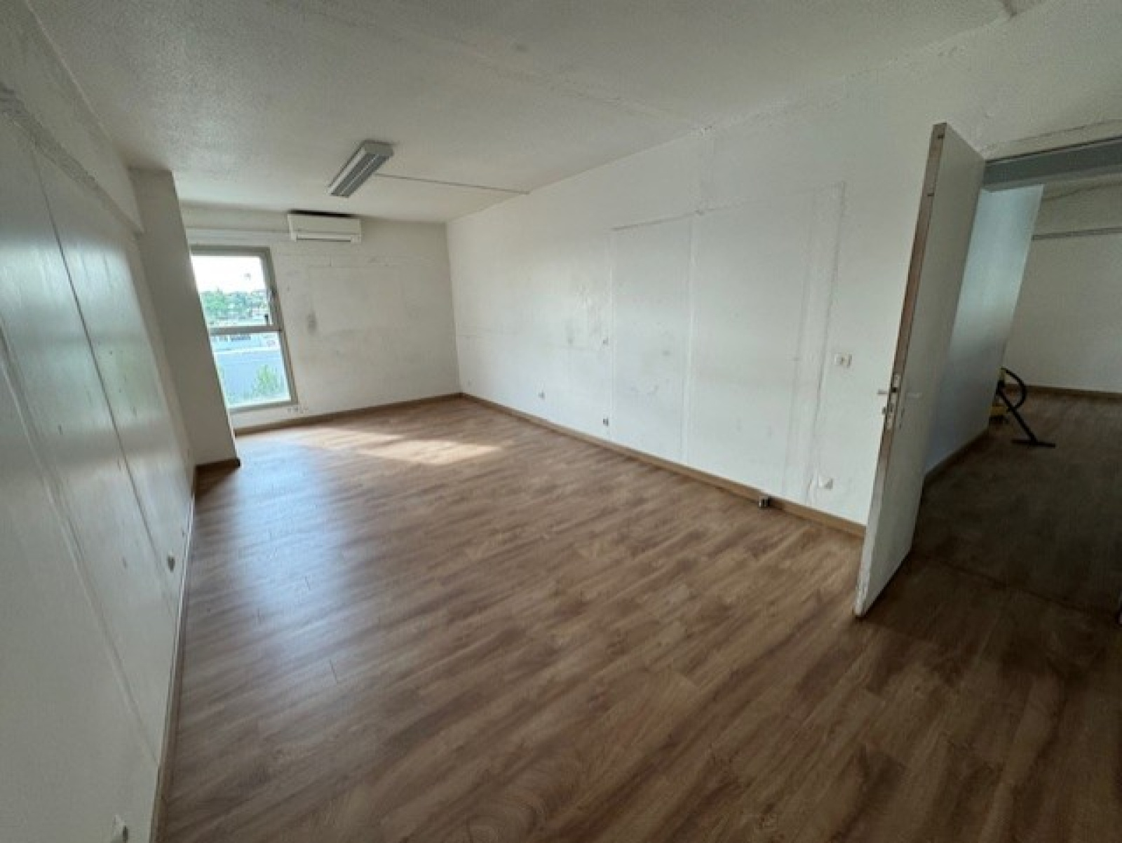 Image_6, Local d'activite, Antibes, ref :972