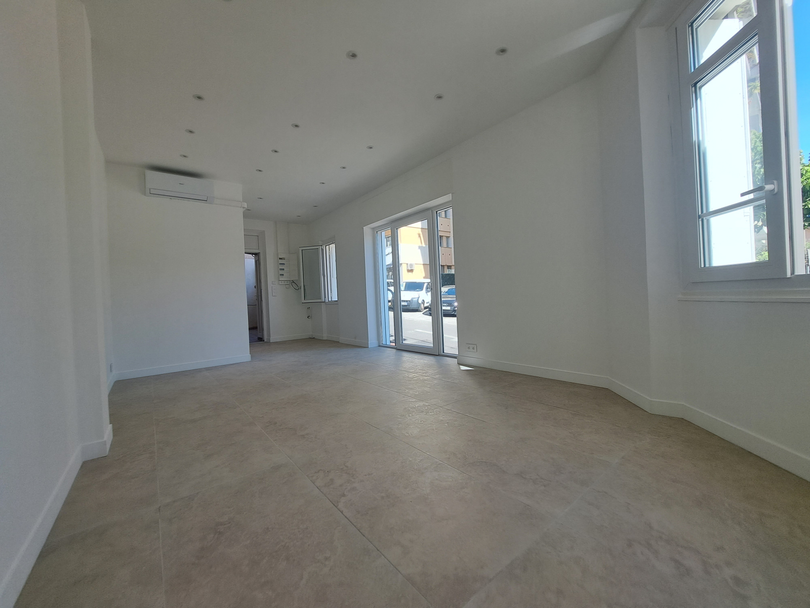 Image_1, Local commercial, Le Cannet, ref :907