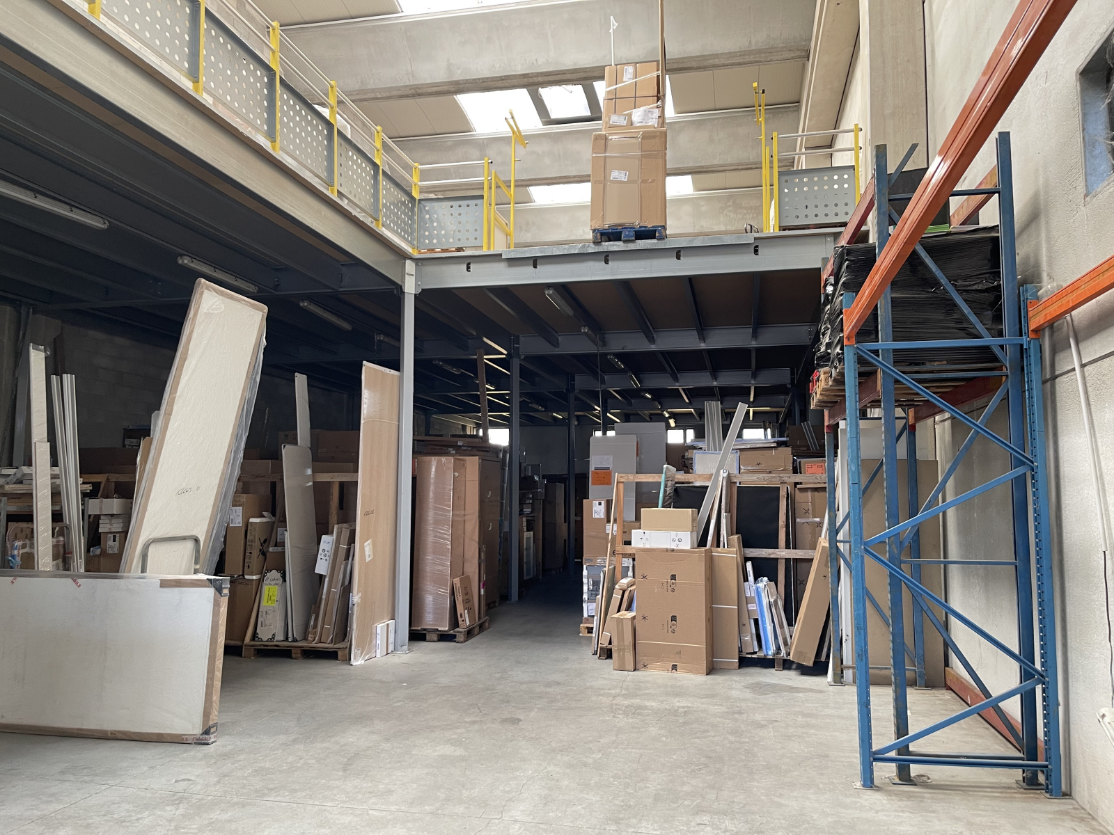 Image_2, Local d'activite, Le Muy, ref :660