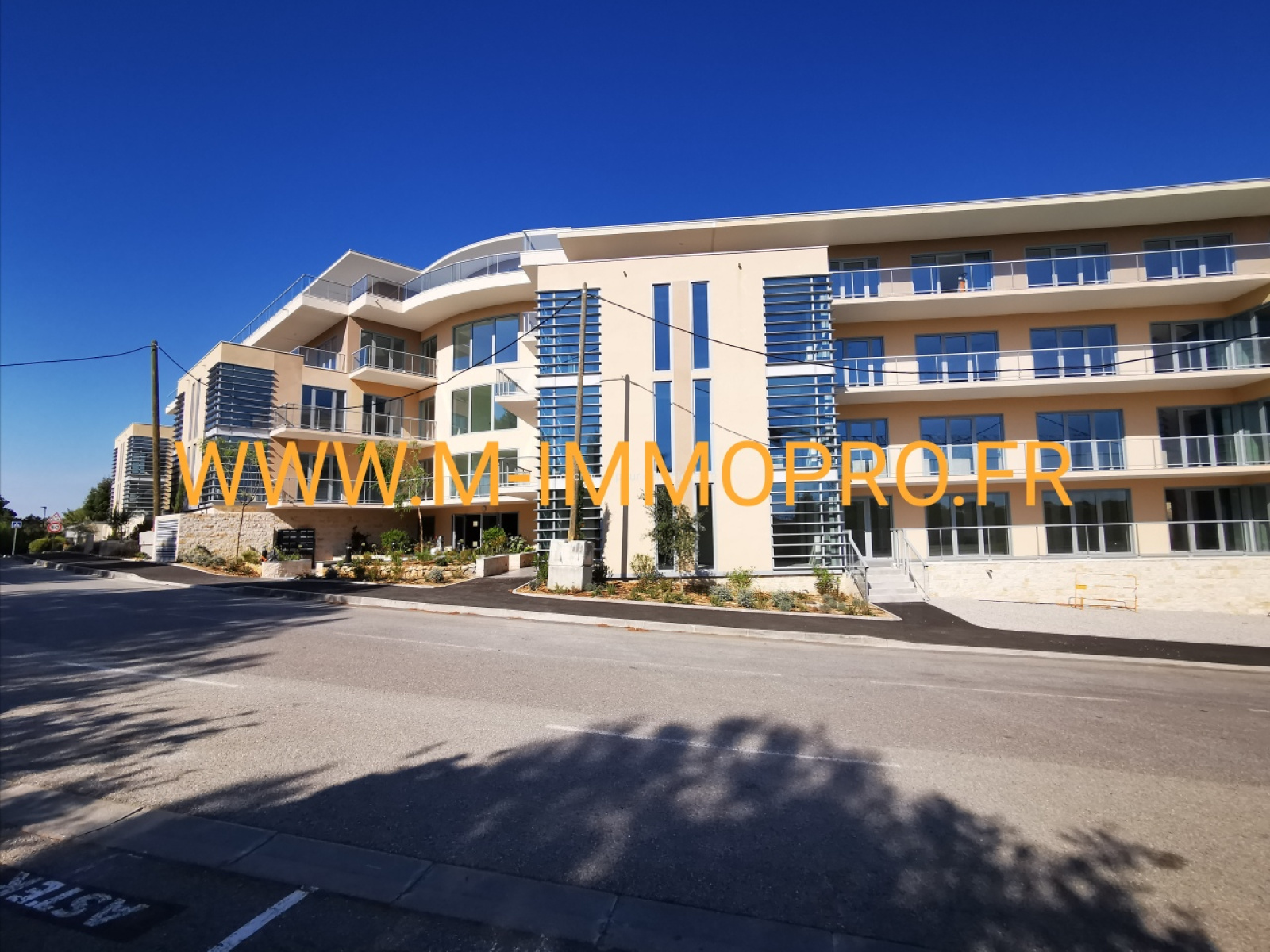 Image_1, Local commercial, Biot, ref :897