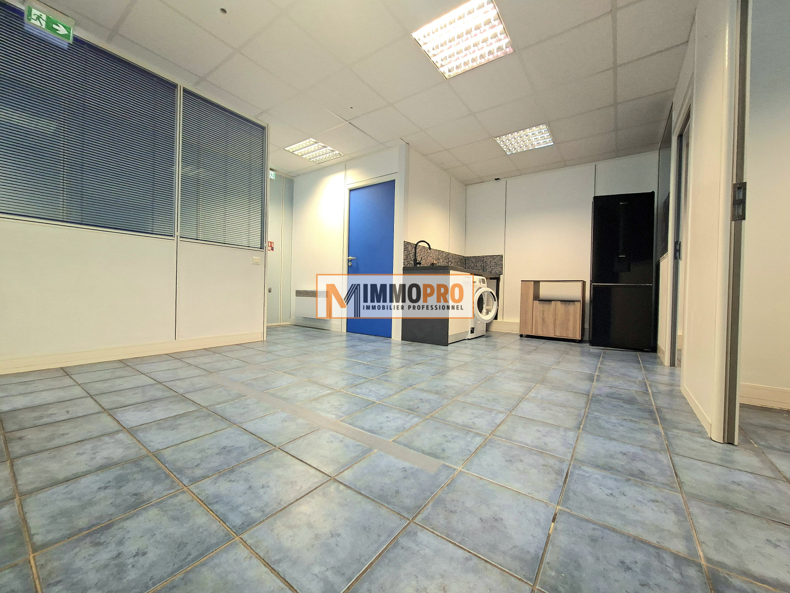 Image_6, Local commercial, Puget-sur-Argens, ref :1112