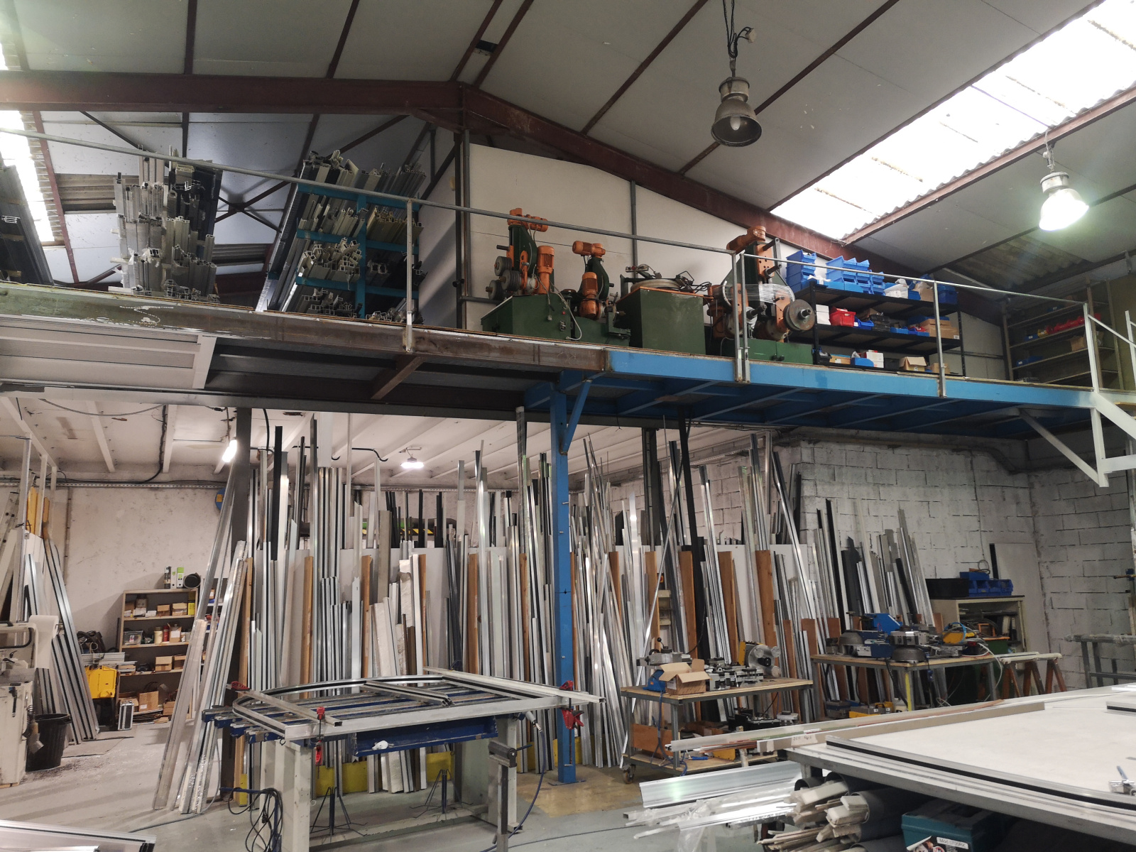 Image_2, Local d'activite, Contes, ref :950