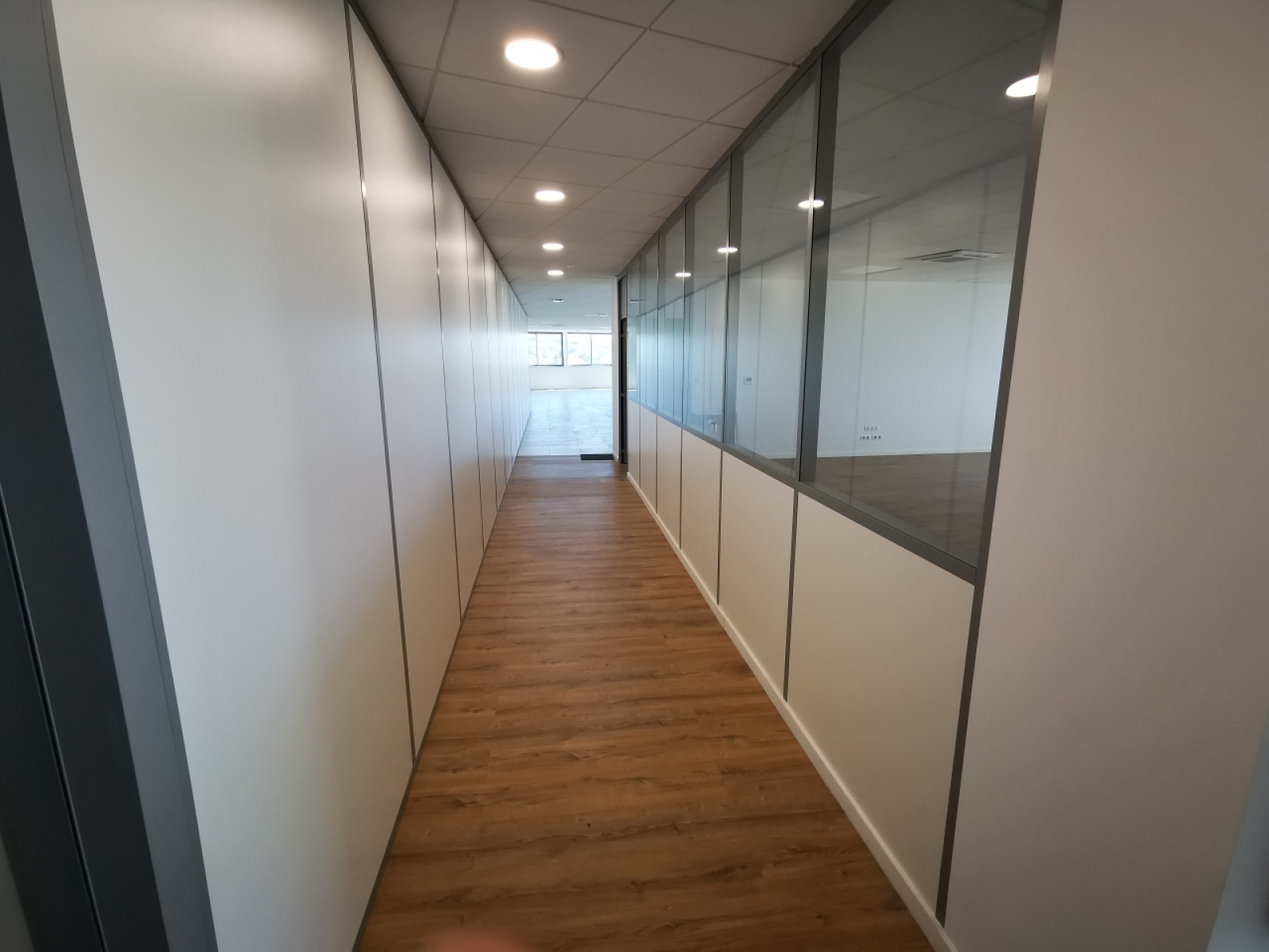 Image_2, Bureaux, Fréjus, ref :357