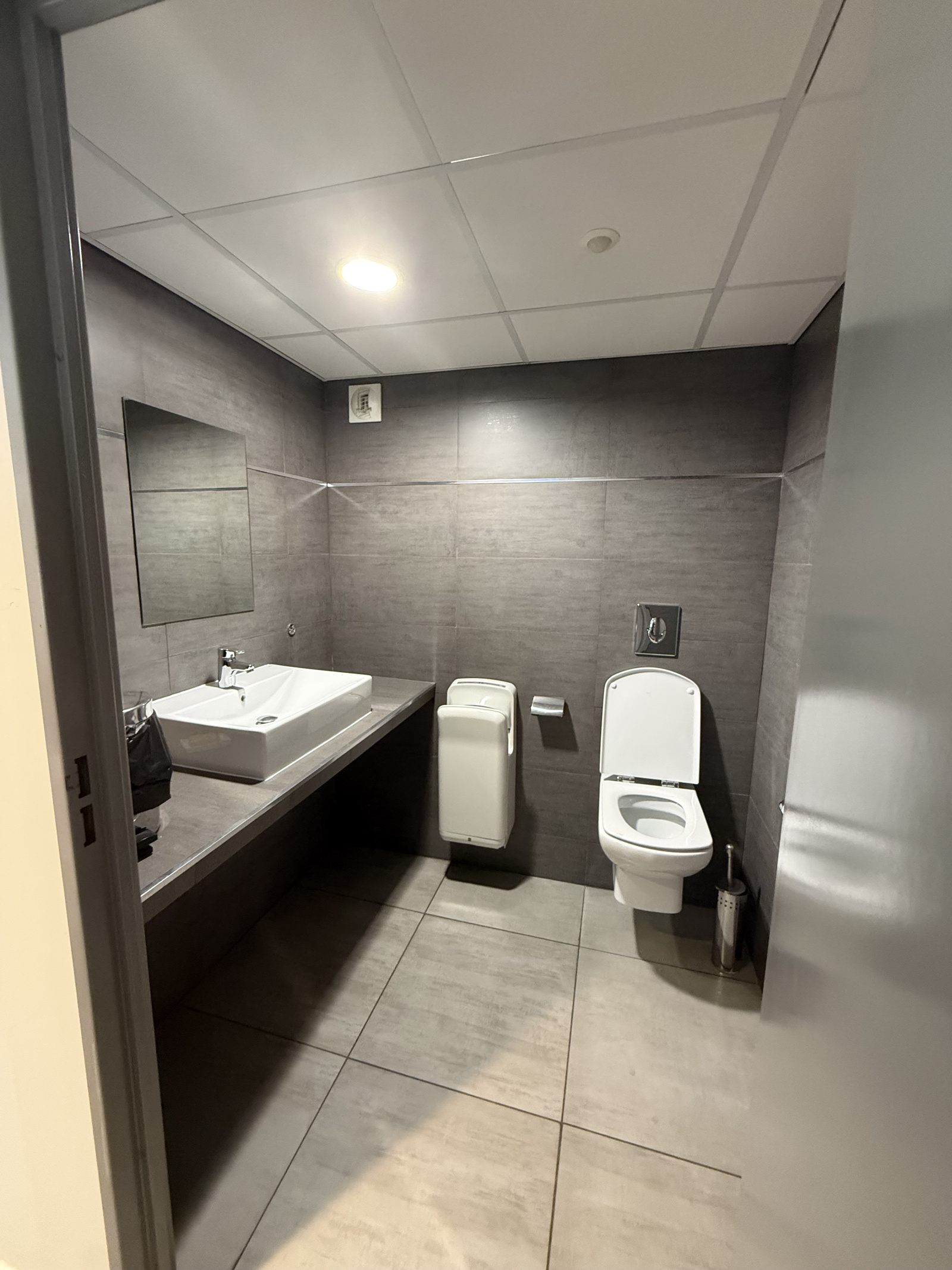 Image_3, Bureaux, Fréjus, ref :981