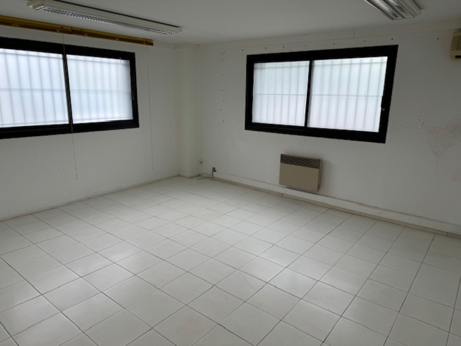 Image_3, Local d'activite, Mouans-Sartoux, ref :773