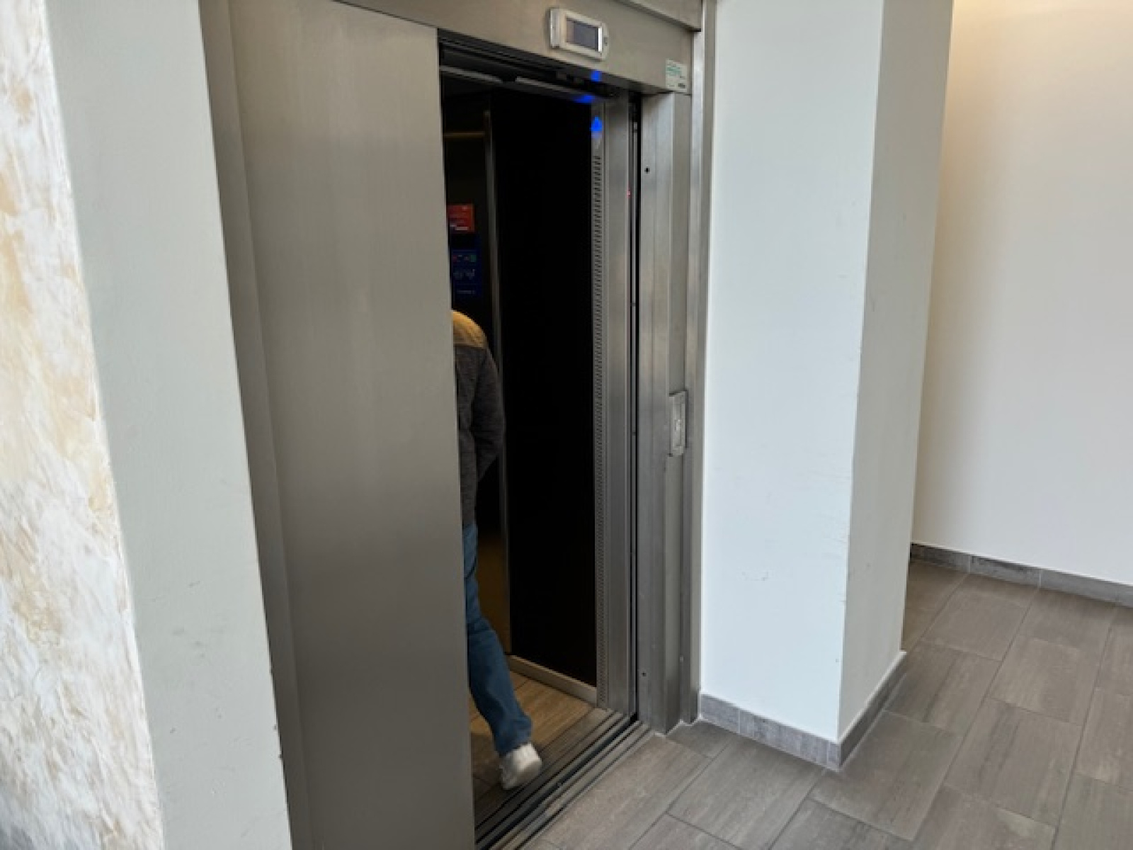 Image_6, Bureaux, Saint-Raphaël, ref :775