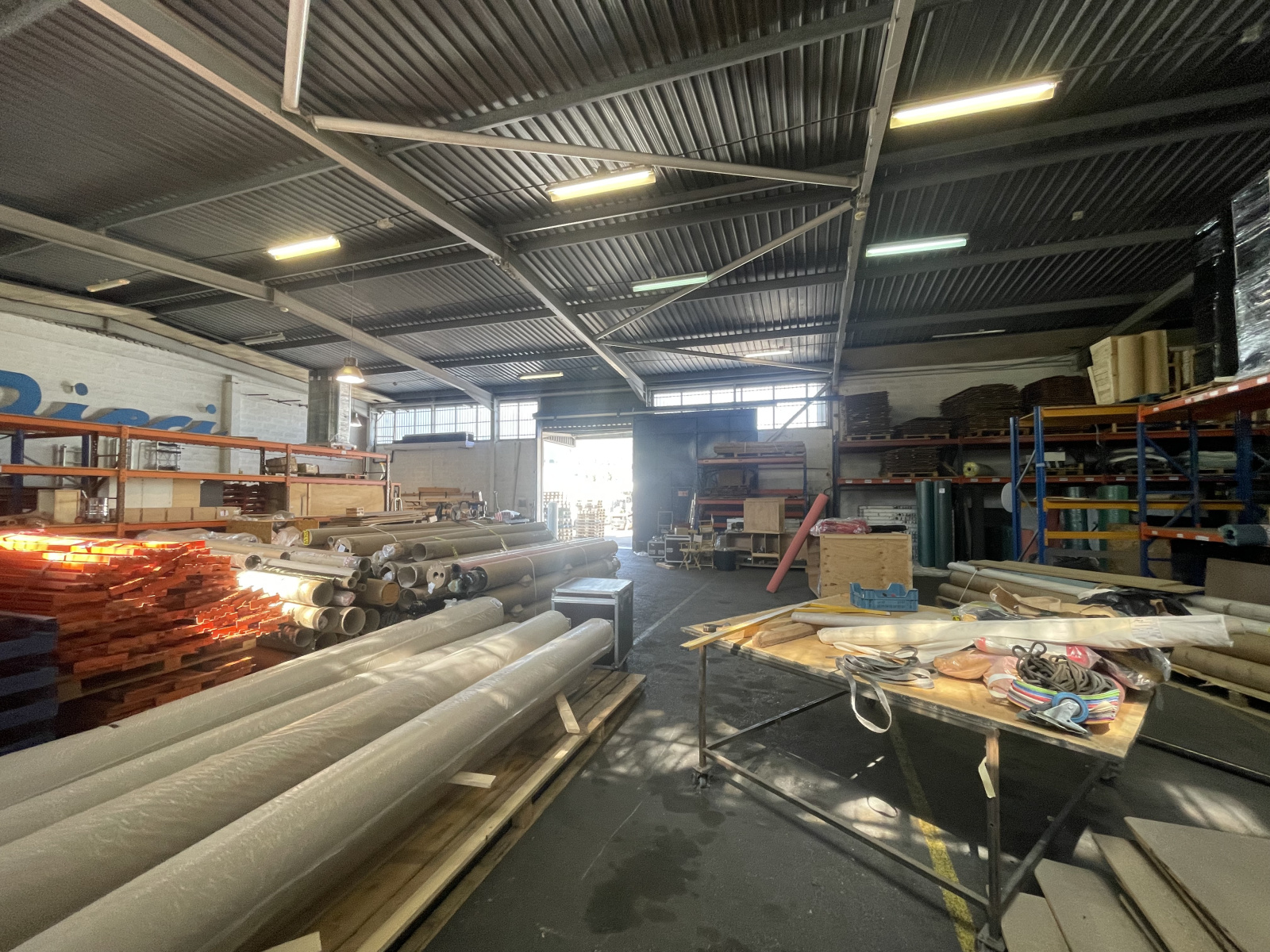 Image_14, Entrepot, Carros, ref :948