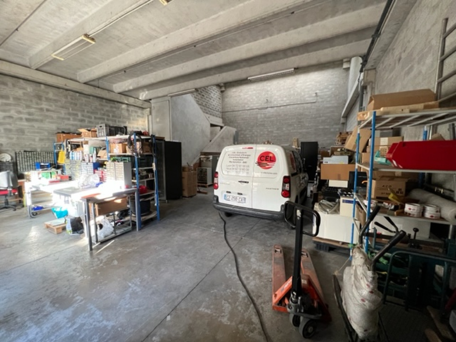 Image_1, Entrepot, Saint-Laurent-du-Var, ref :546