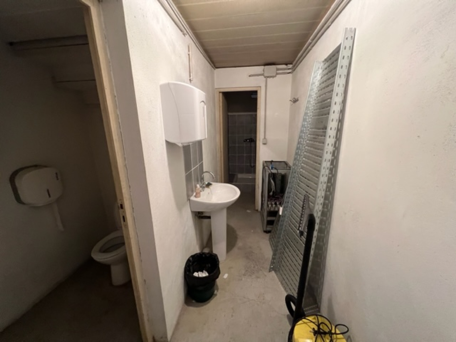 Image_3, Entrepot, Saint-Laurent-du-Var, ref :546