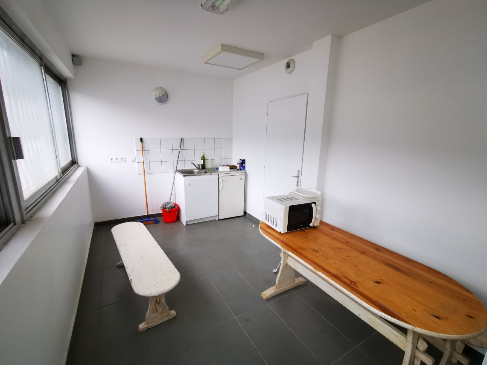 Image_9, Entrepot, Saint-Laurent-du-Var, ref :256