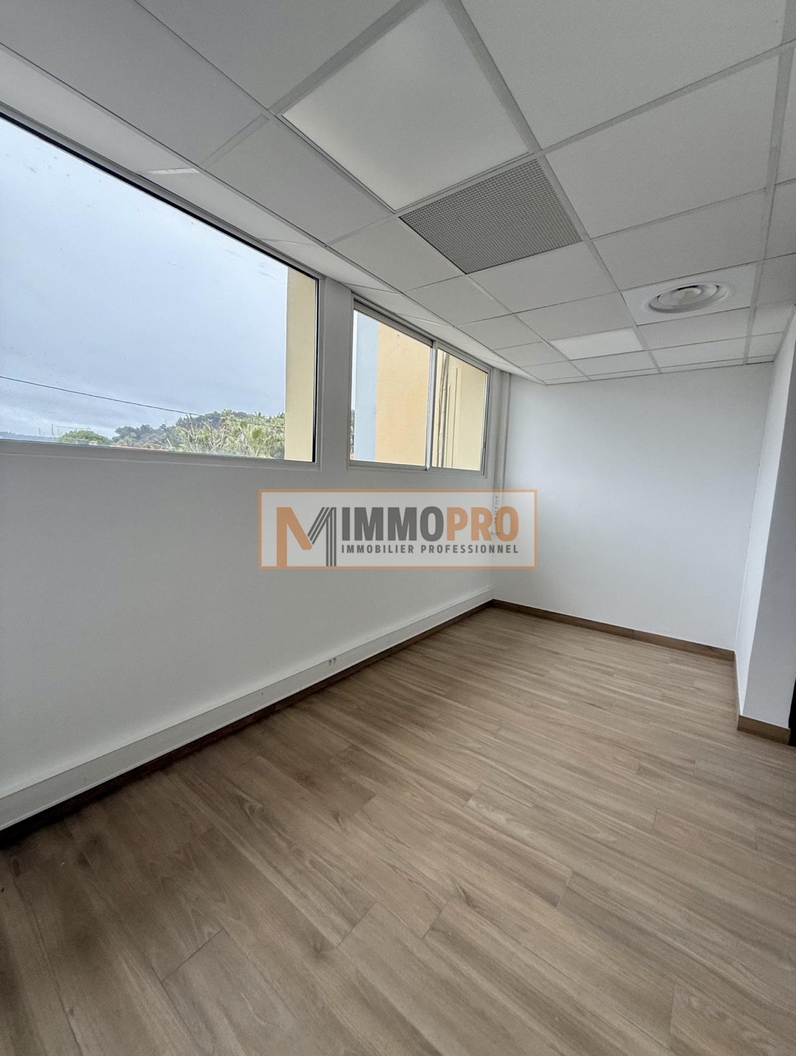 Image_2, Bureaux, Biot, ref :1014