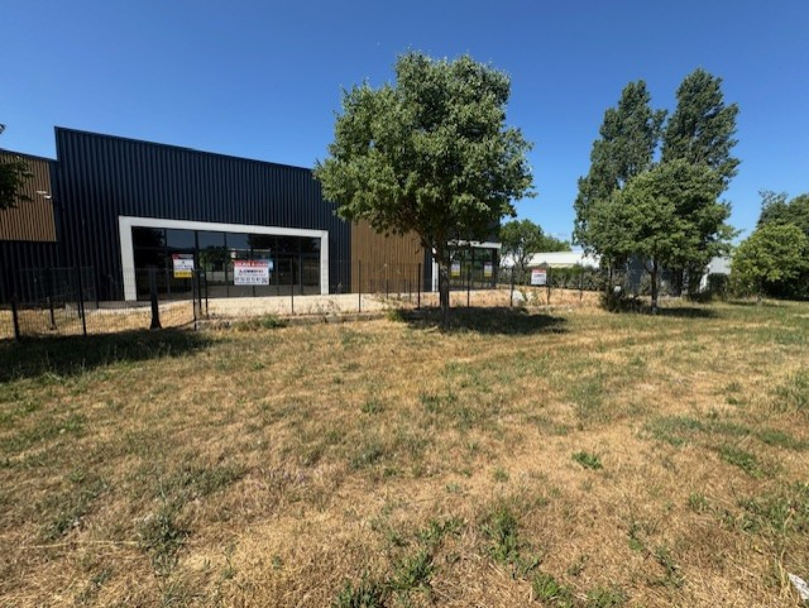 Image_1, Local commercial, Saint-Cannat, ref :918