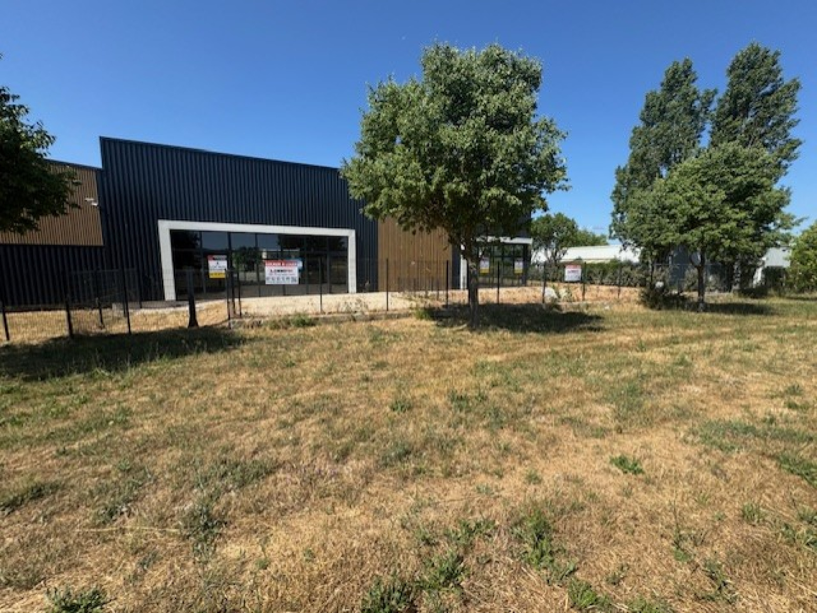 Image_8, Local commercial, Saint-Cannat, ref :918